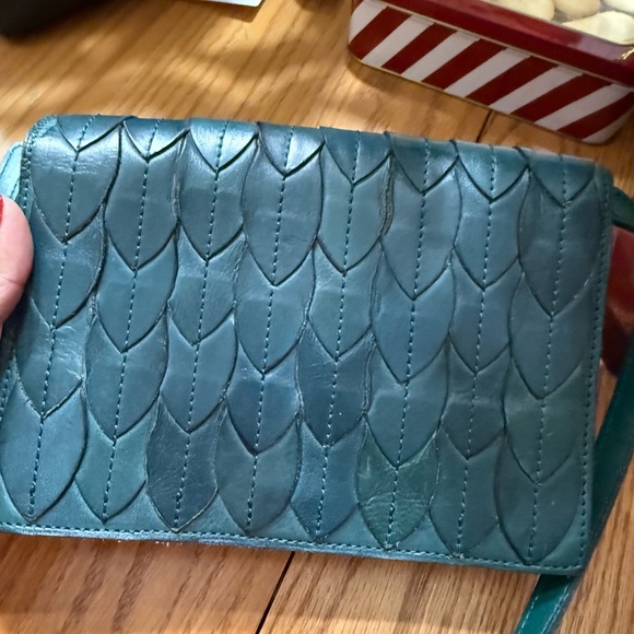 Patricia Nash Handbags - Patricia Nash Leather Crossbody